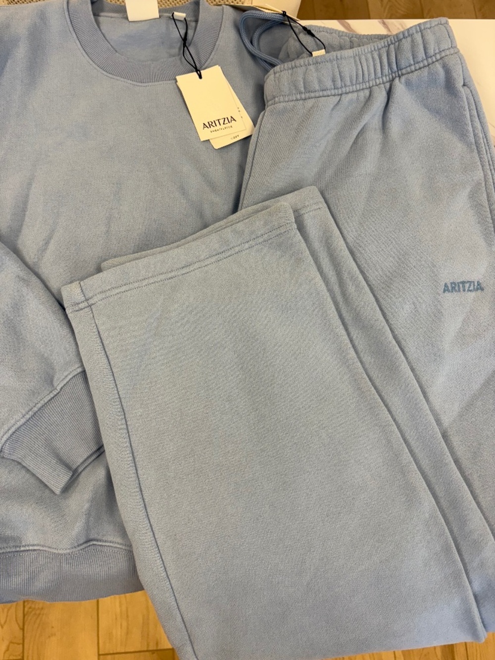 NWT aritzia ripple blue sweatfleece set